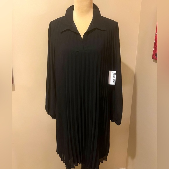 NWT Nine West Black Pleated Dress with Collar, size L - Picture 1 of 9